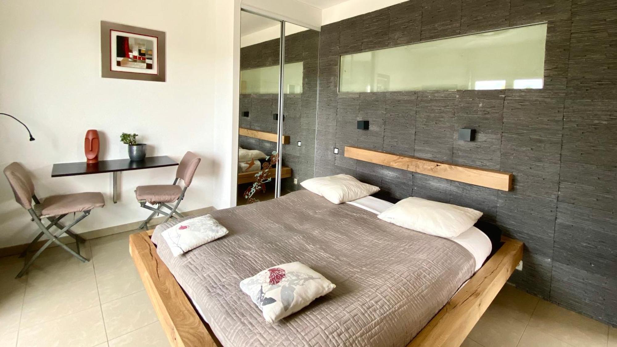 D'hotes - Carpe Diem Tolosa Bed & Breakfast *